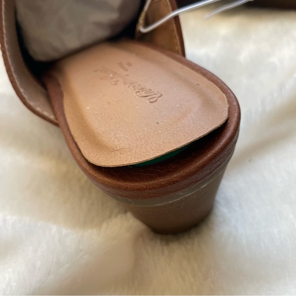 Universal Thread Heeled Mules - Picture 8 of 10